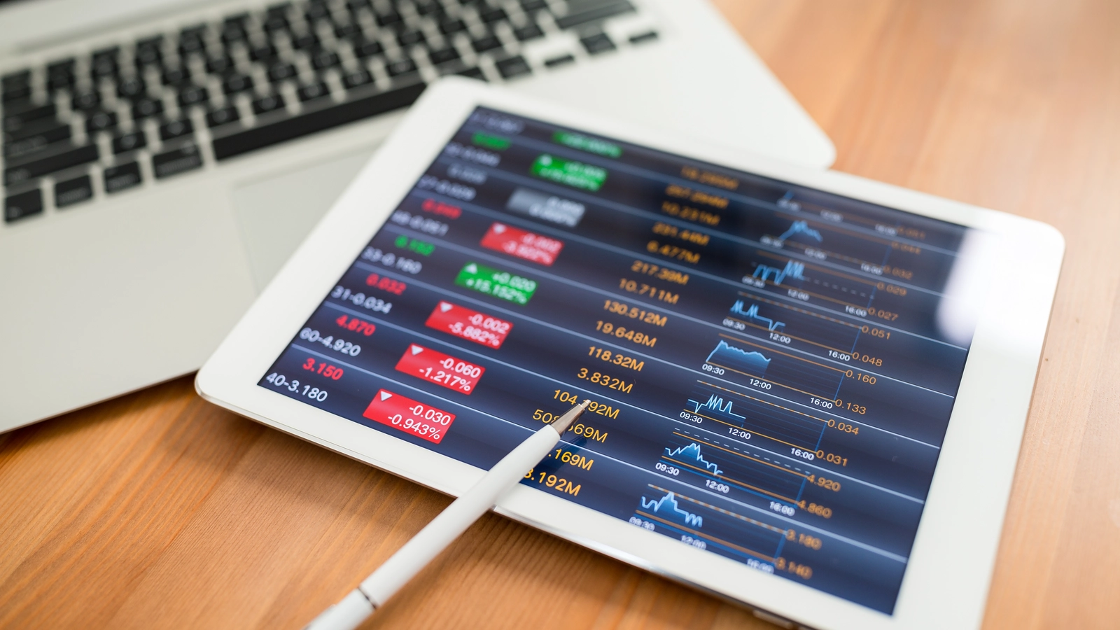 Nifty Pre-Open Today: Index Slips as Bajaj Finance Sinks 5%, Broader Sentiment Turns Cautious