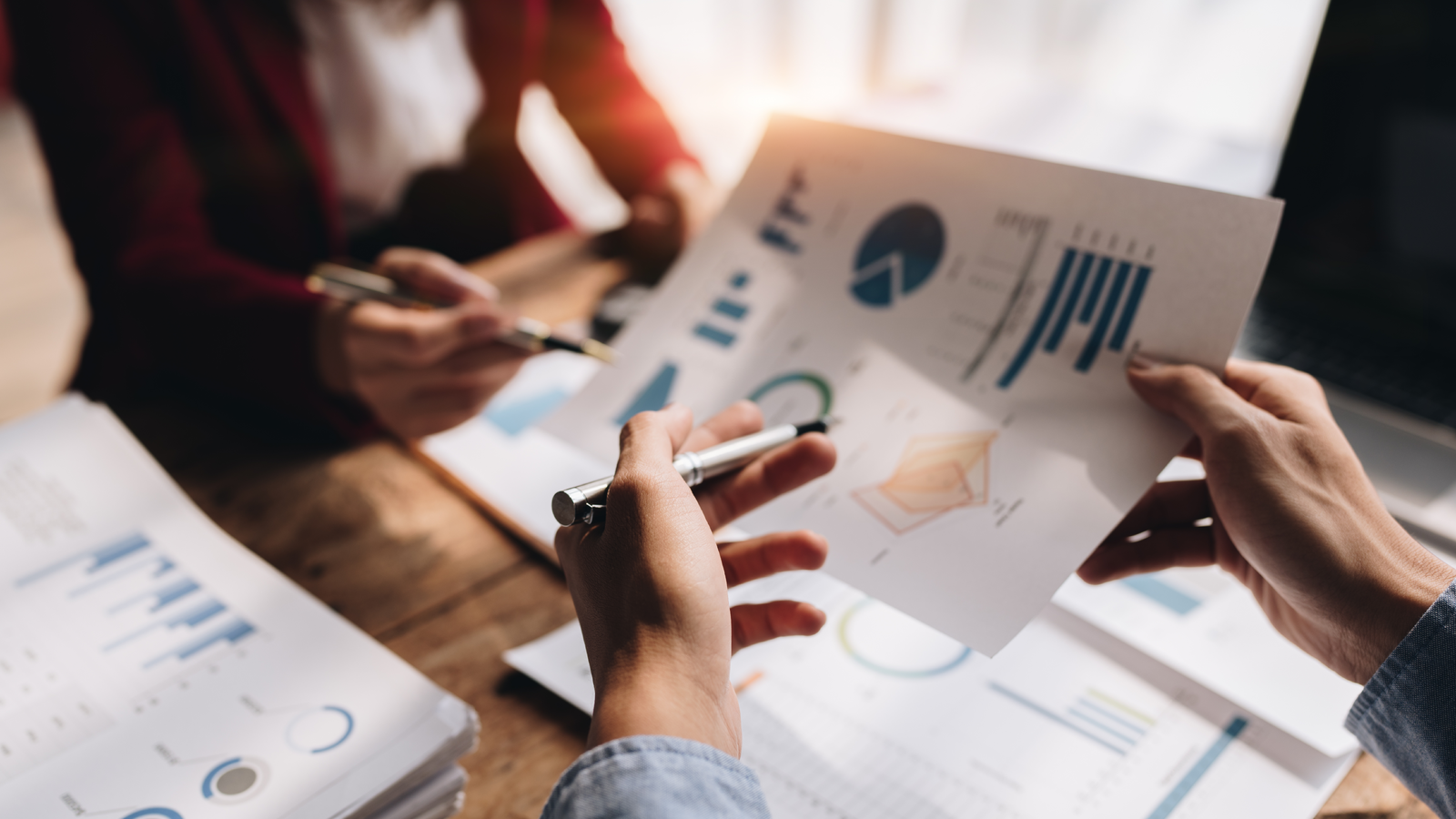 Swiggy Reports Q1FY26 Loss of ₹1,197 Cr Despite 54% Revenue Growth; Quick Commerce Drag Continues