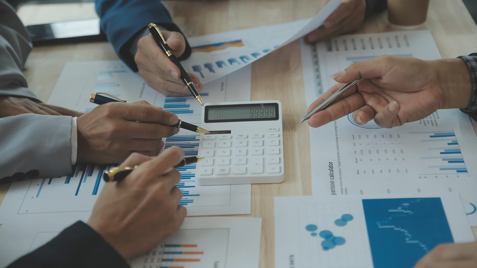 Delhivery Q1FY26 Profit Surges to ₹910.46 Million; Revenue Rises 5.6% YoY