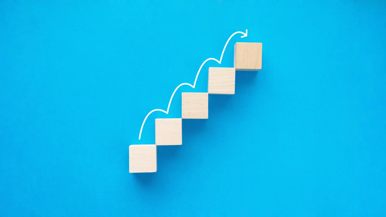 Ashok Leyland Reports 8% YoY Growth in July Vehicle Sales; M&HCV Bus Segment Soars 42%