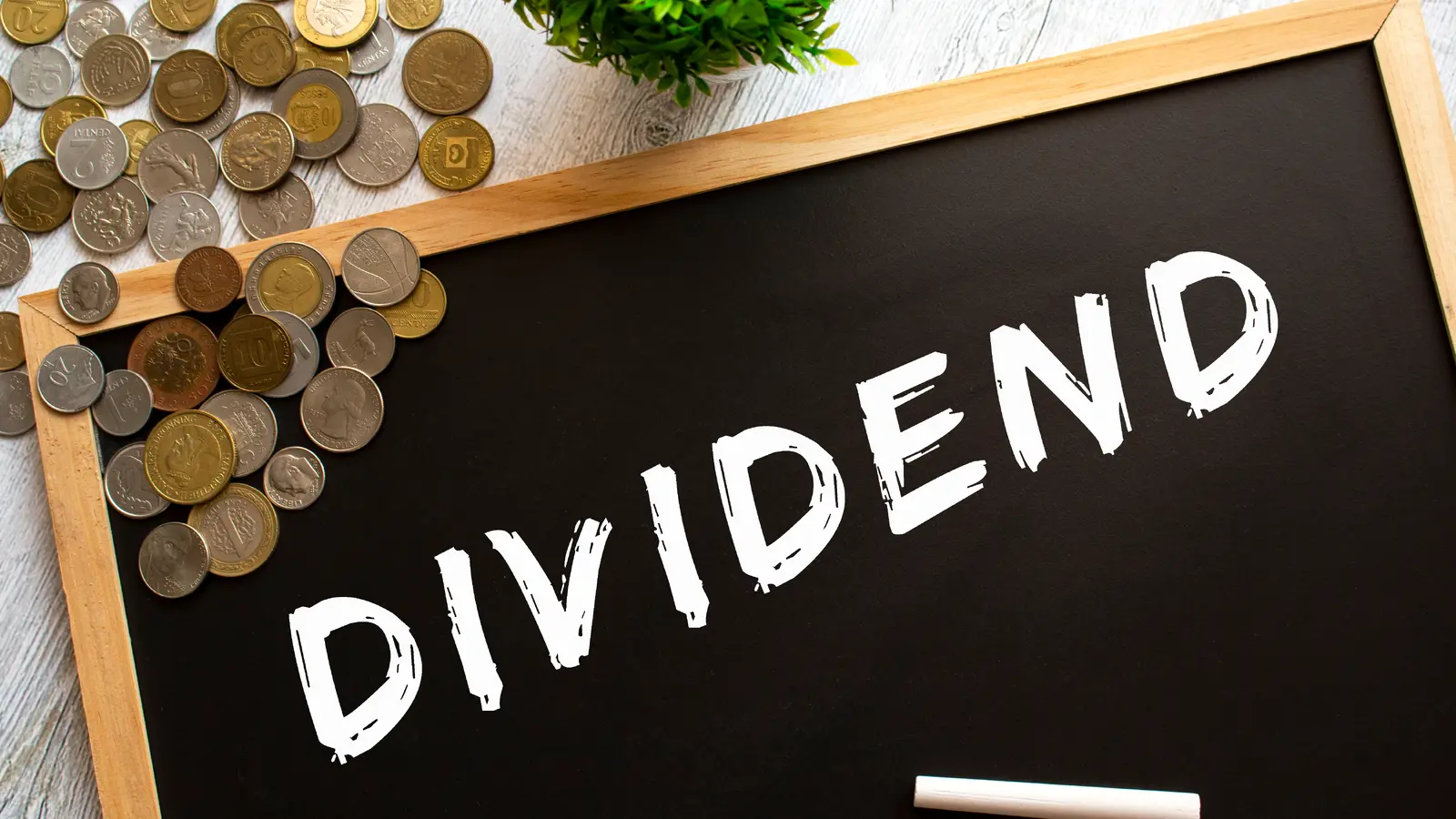 CSL Finance Declares ₹3 Dividend per Share for FY25; Record Date Set for September 13