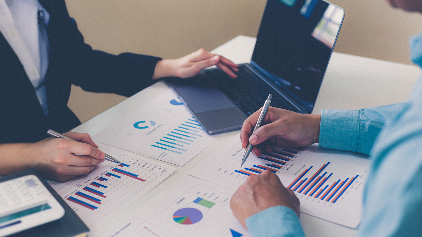 Exide Industries Q1FY26 Net Profit Rises 15% YoY to ₹320 Cr; Revenue Grows 4.6%