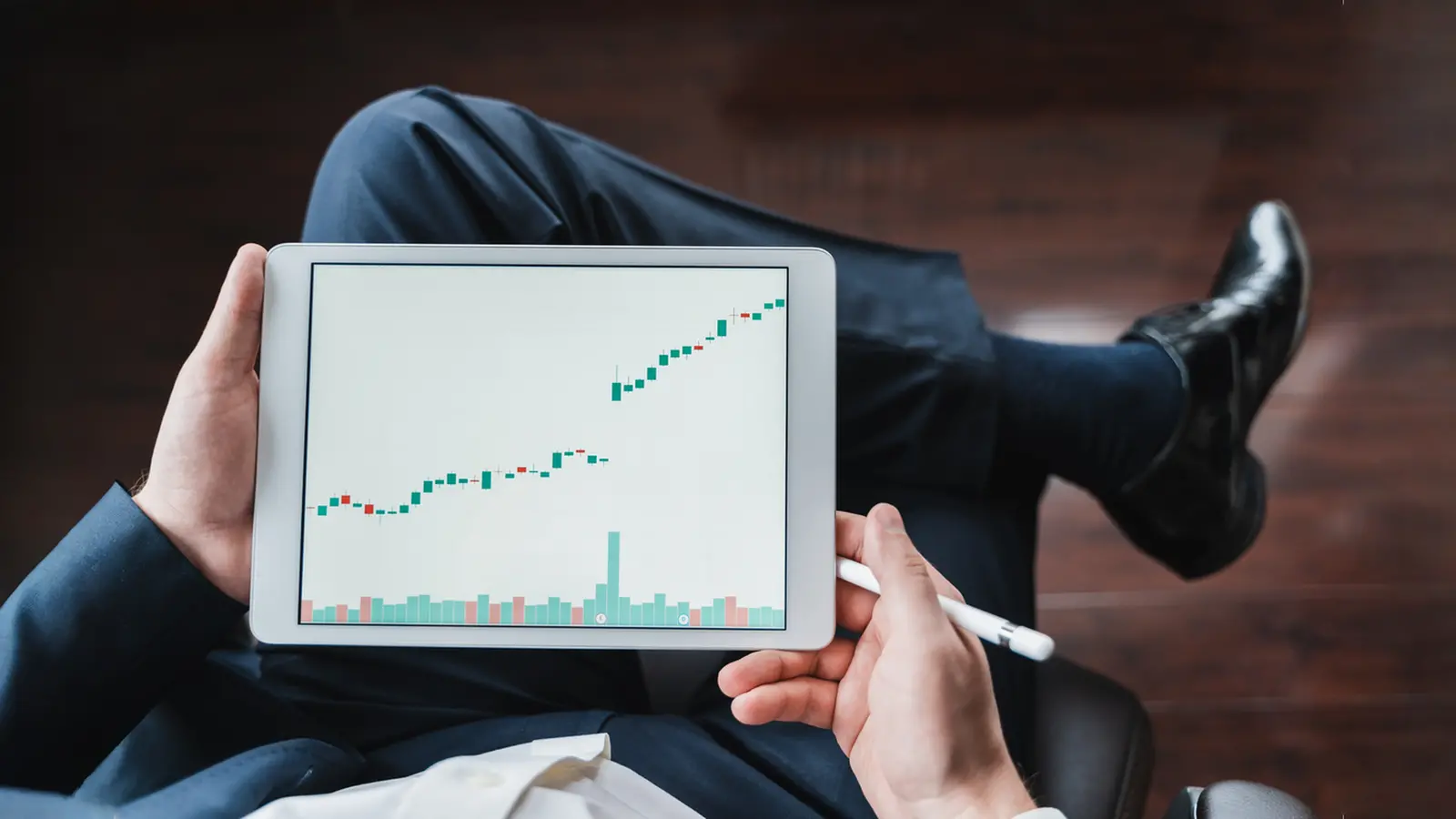 Reliable Data Services Hits Upper Circuit at ₹149.01, Surges 63.71% in a Week