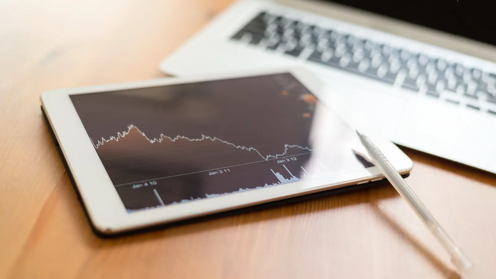 Sensex, Nifty Slip as IT, Metal, and Oil & Gas Stocks Weigh; Focus Shifts to RIL AGM