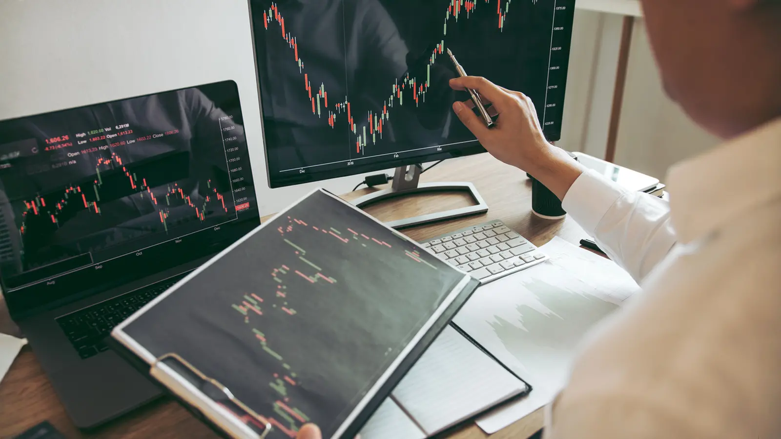 Stallion India Fluorochemicals Gains as RIICO Allots Land for Bhilwara Plant