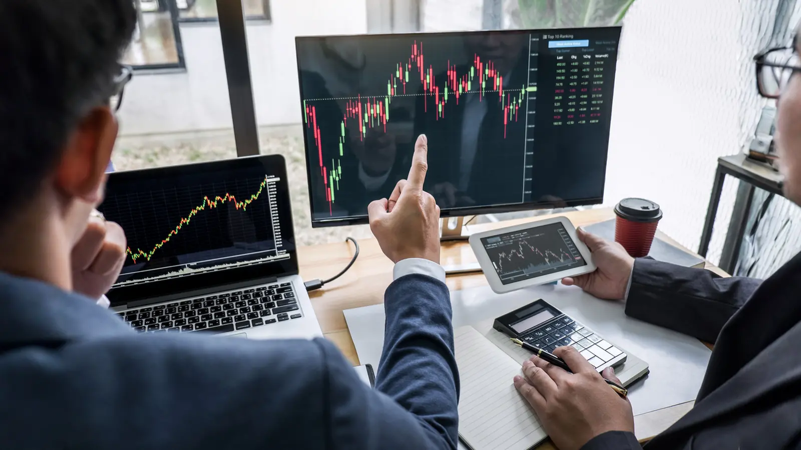 Yes Bank and RBL Bank Lead Gains in Nifty Private Bank Index