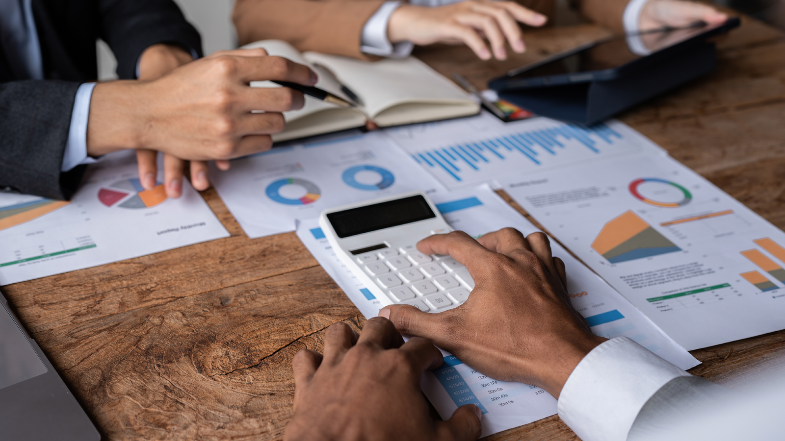 Zinka Logistics Q1FY26 PAT Rises 17.5% YoY to ₹33.7 Crore; Revenue Up 62%