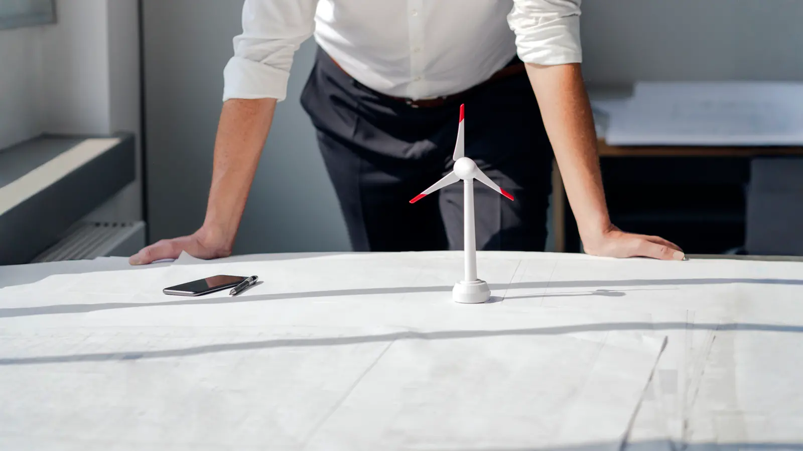 Refex Industries Shares Rise 2.11% as Subsidiary Secures ₹474.45 Crore Wind Power Contract