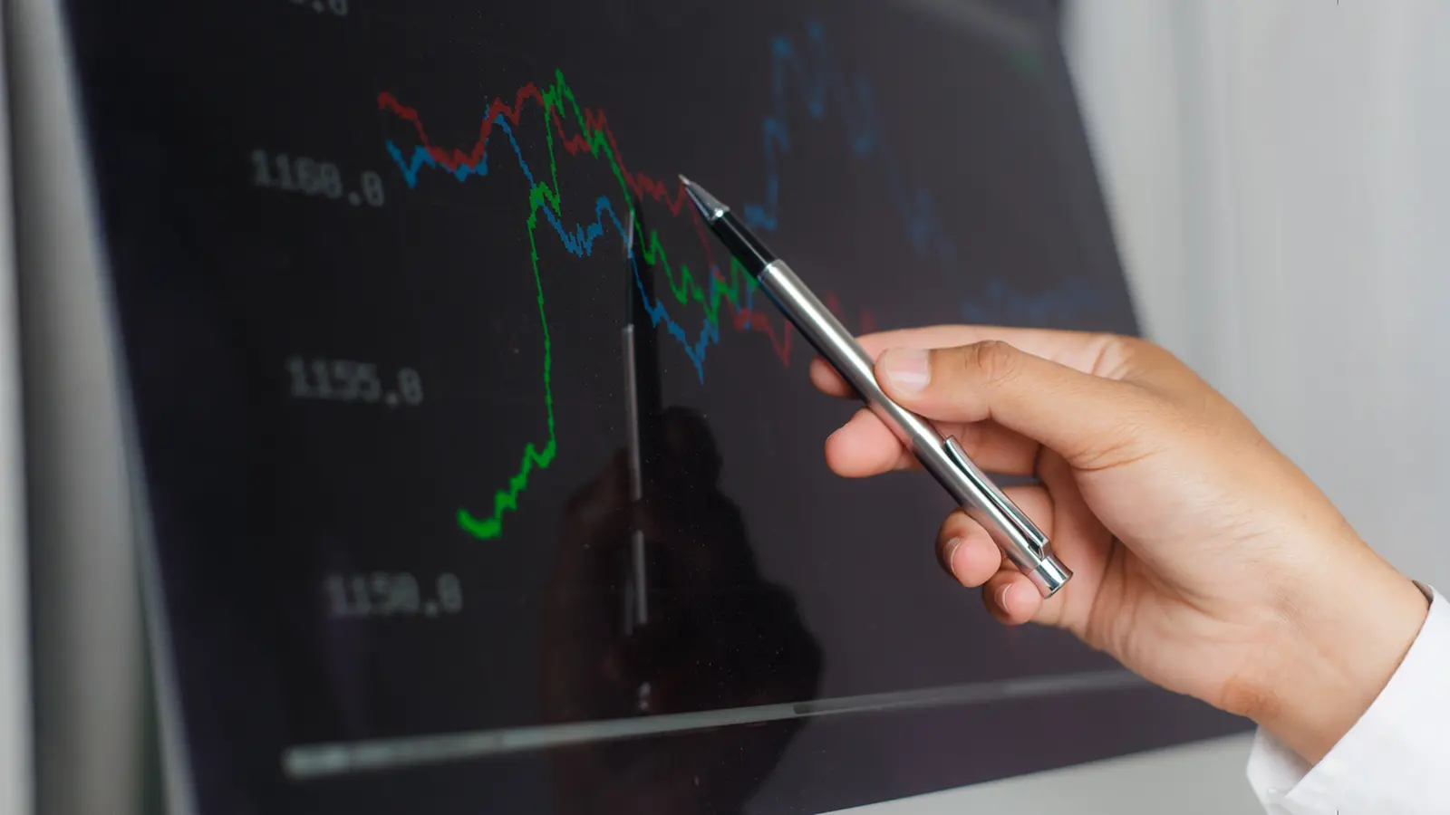 Apollo Micro Systems Stock Jumps 3.40% on DRDO Tech Pact and Production Nod, Breaches 52-Week High