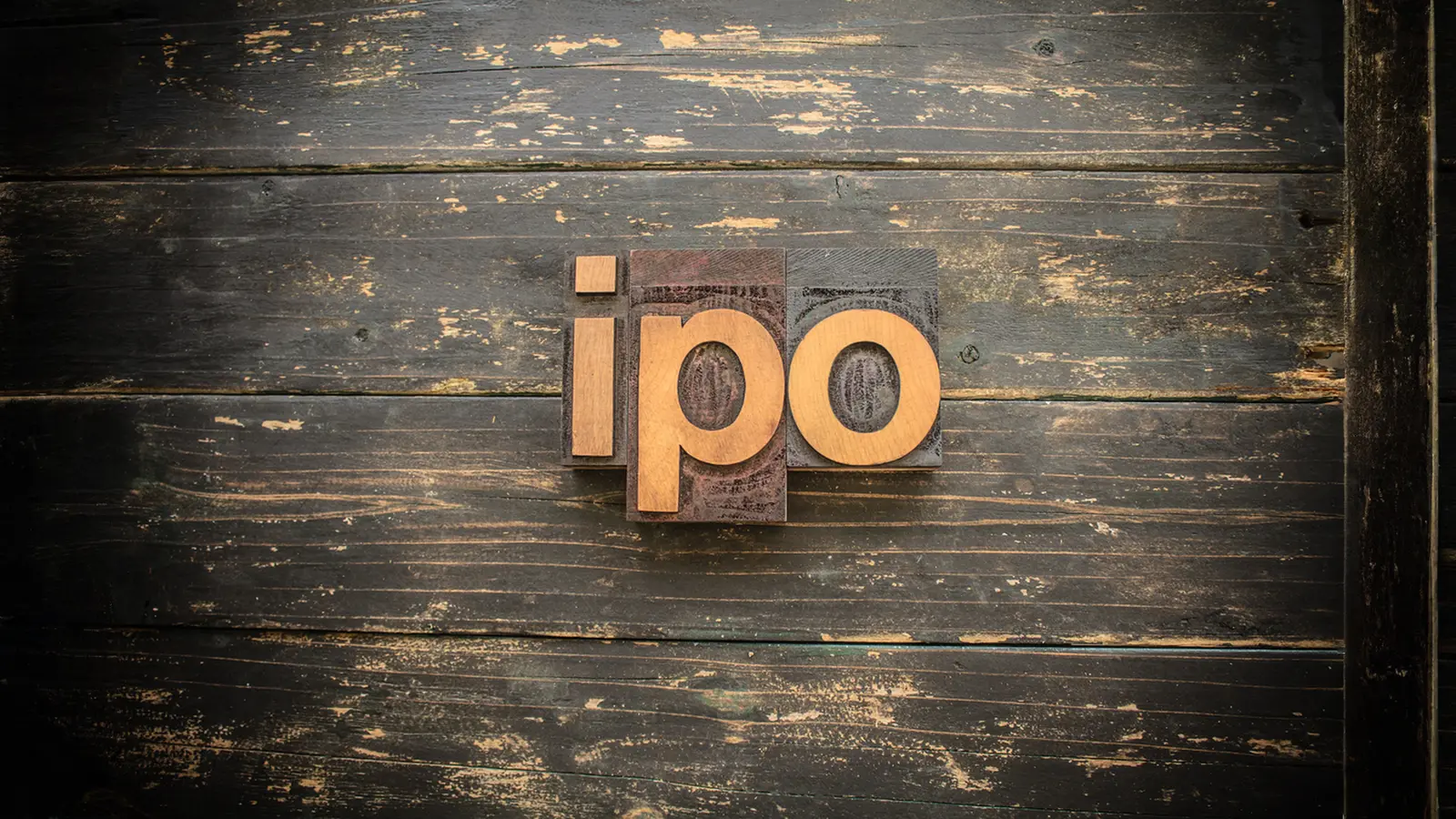 Chartered Speed Files DRHP for ₹855 Crore IPO Under Book-Build; To Cut Debt by ₹396.5 Crore and Fund 56 E-Buses