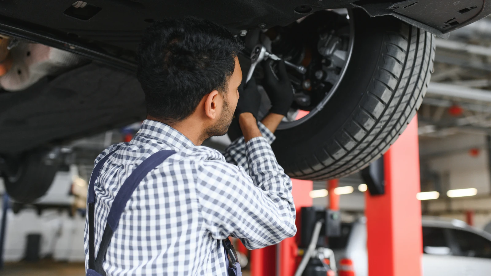 Indian Tyre Industry to Hit ₹13 Lakh Crore by 2047, Driven by Premiumisation and Export Expansion