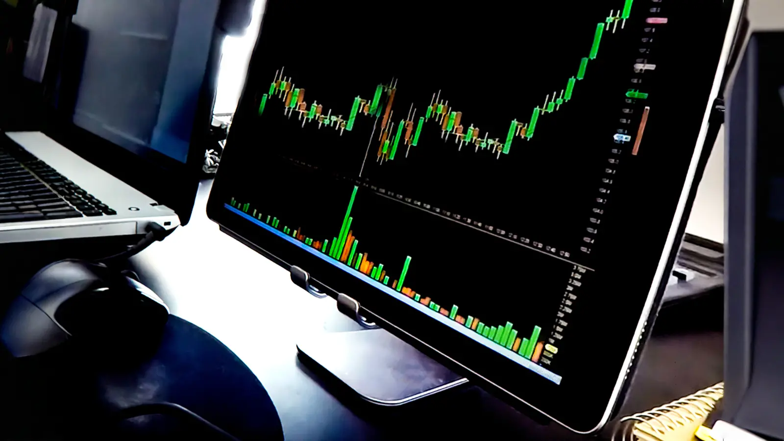 Paisalo Digital Shares Rise Over 5% as Board to Mull NCD Fundraising