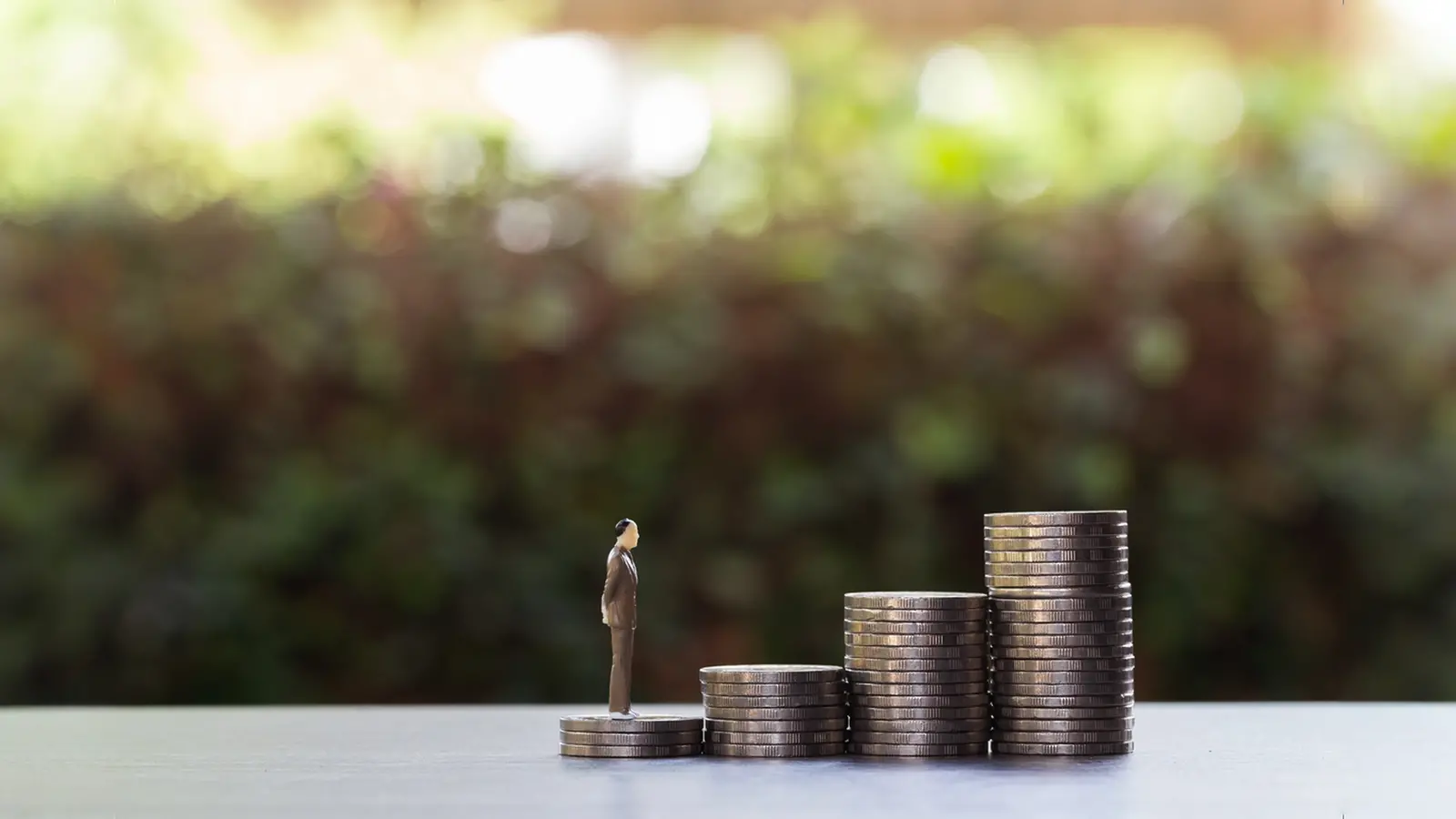 Pokarna to Trade Ex-Dividend Tomorrow; Stock Gains More Than 3%