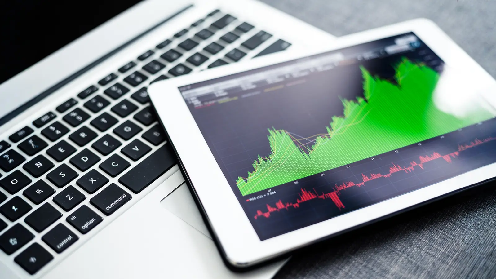 Texmaco Rail Bags ₹129 Crore RVNL Order; Stock Advances Almost 3%