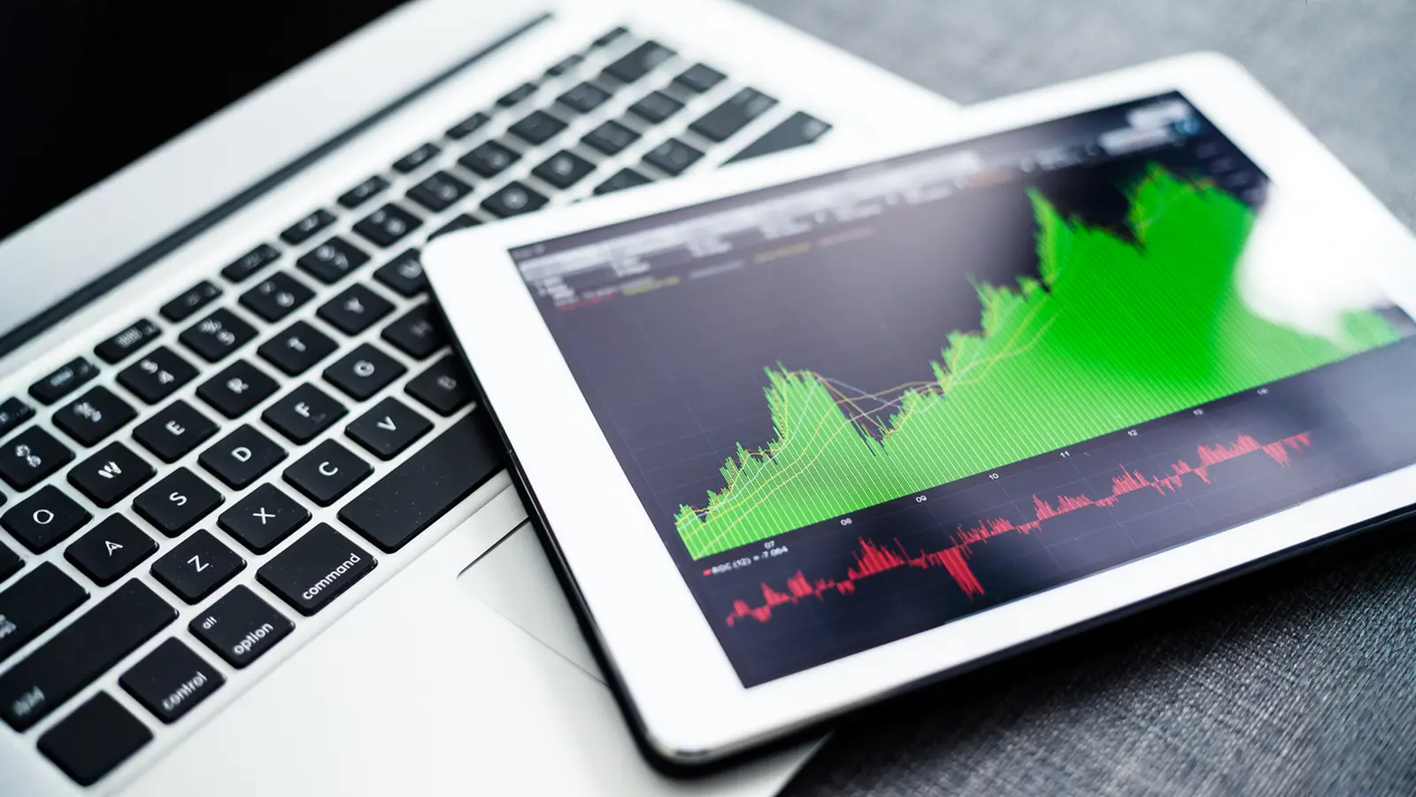 VMS TMT IPO Lists at ₹104.90, Gains 5.96% Over Issue Price