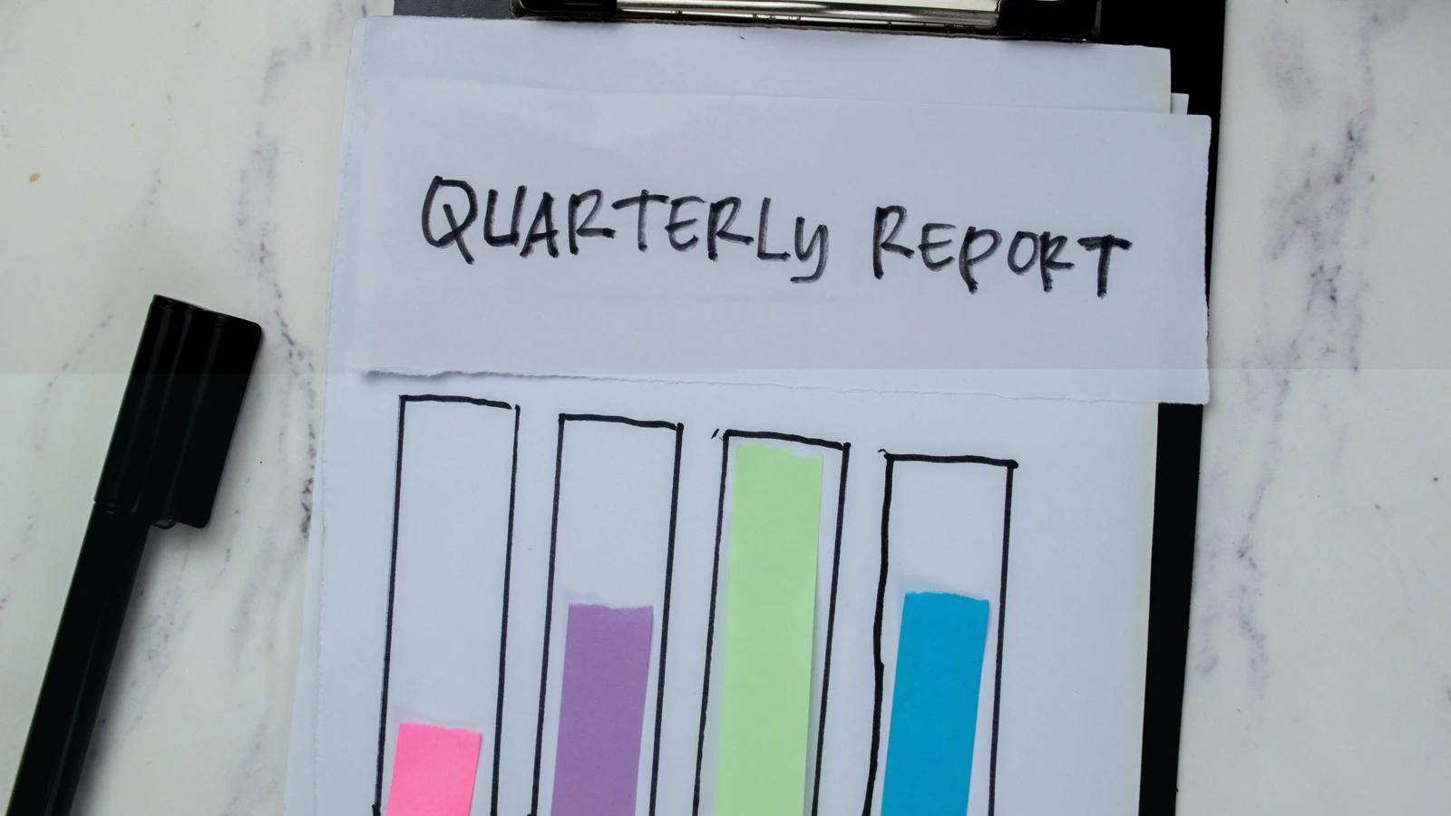 Adani Green Energy Q2FY26 Profit Rises 25% YoY to ₹644 Crore; Revenue Climbs to ₹3,249 Crore