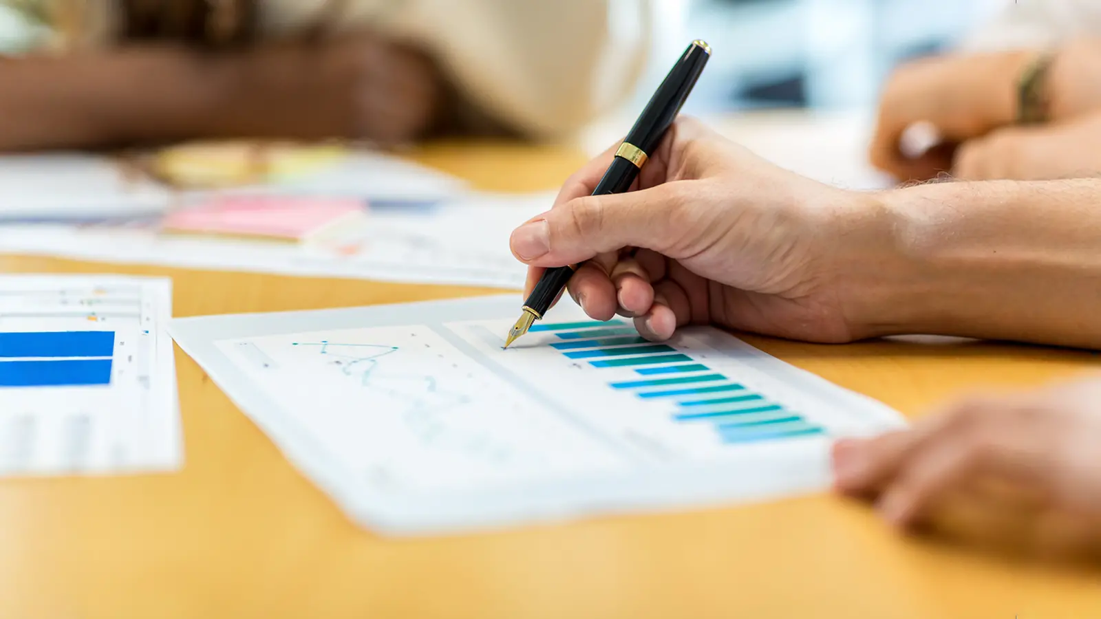 CAMS Q2 FY26 Revenue Up 3.2% YoY to ₹376.7 Crore; PAT Down 5.7% YoY; Declares ₹14 Interim Dividend