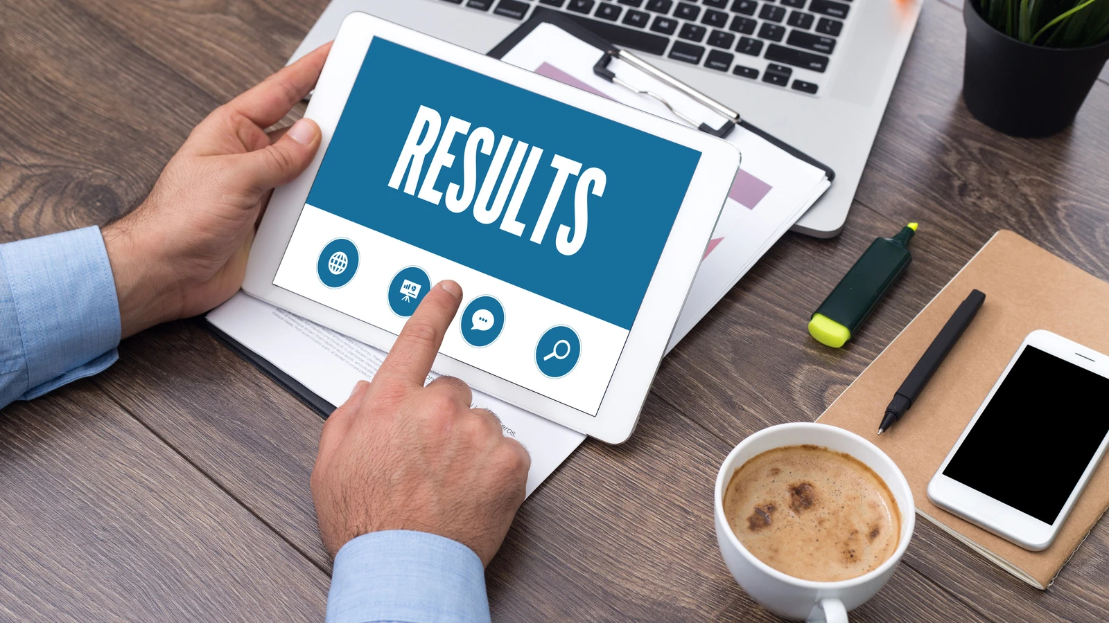 DCB Bank Q2FY26 Net Profit Rises 18% YoY to ₹184 Crore; Deposits and Advances Grow 19%