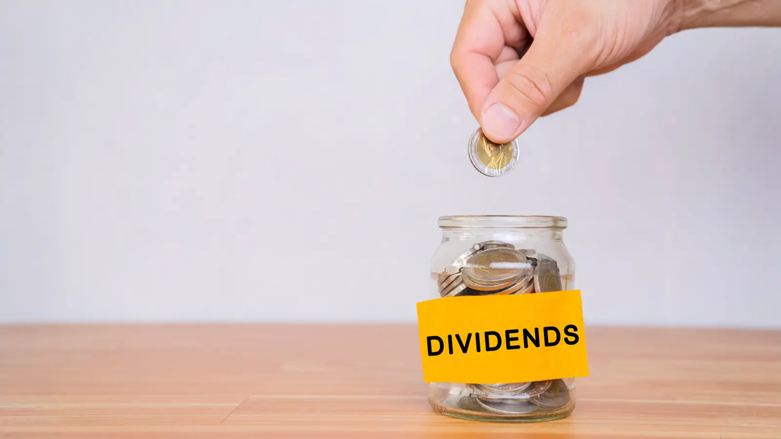 Dabur India Gains 0.99% As It Fixes November 7 as Record Date for Interim Dividend for FY26