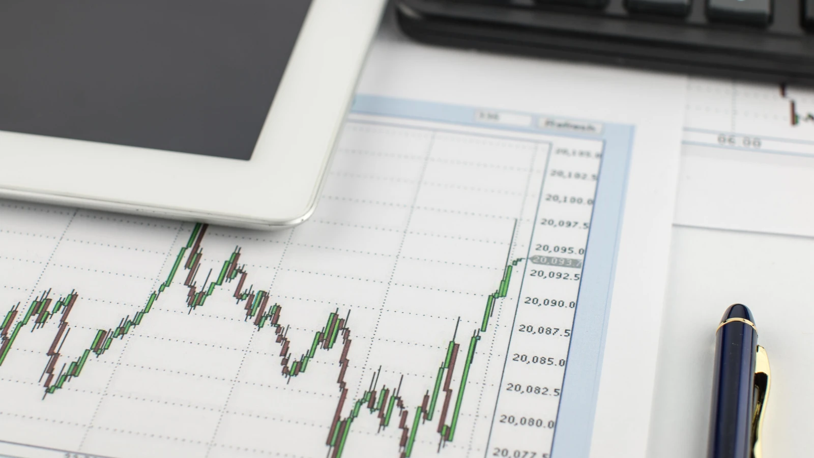Dr. Lal PathLabs Shares Rise 2.3% Ahead of Board Meeting on Bonus Issue and Interim Dividend