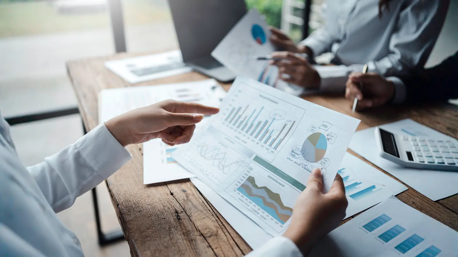 Eternal Ltd (formerly Zomato) Q2 Net Profit Falls 63% YoY to ₹65 Crore; Incorporates New Foundation for Social Initiatives