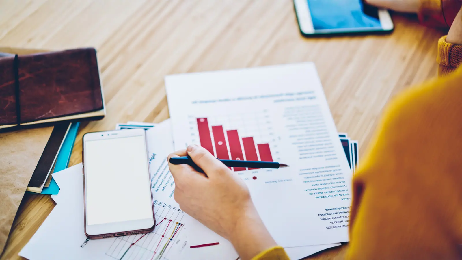 Kotak Mahindra Bank Q2 FY26 Profit Slips 3% to ₹3,253 Crore; NII Rises 4%