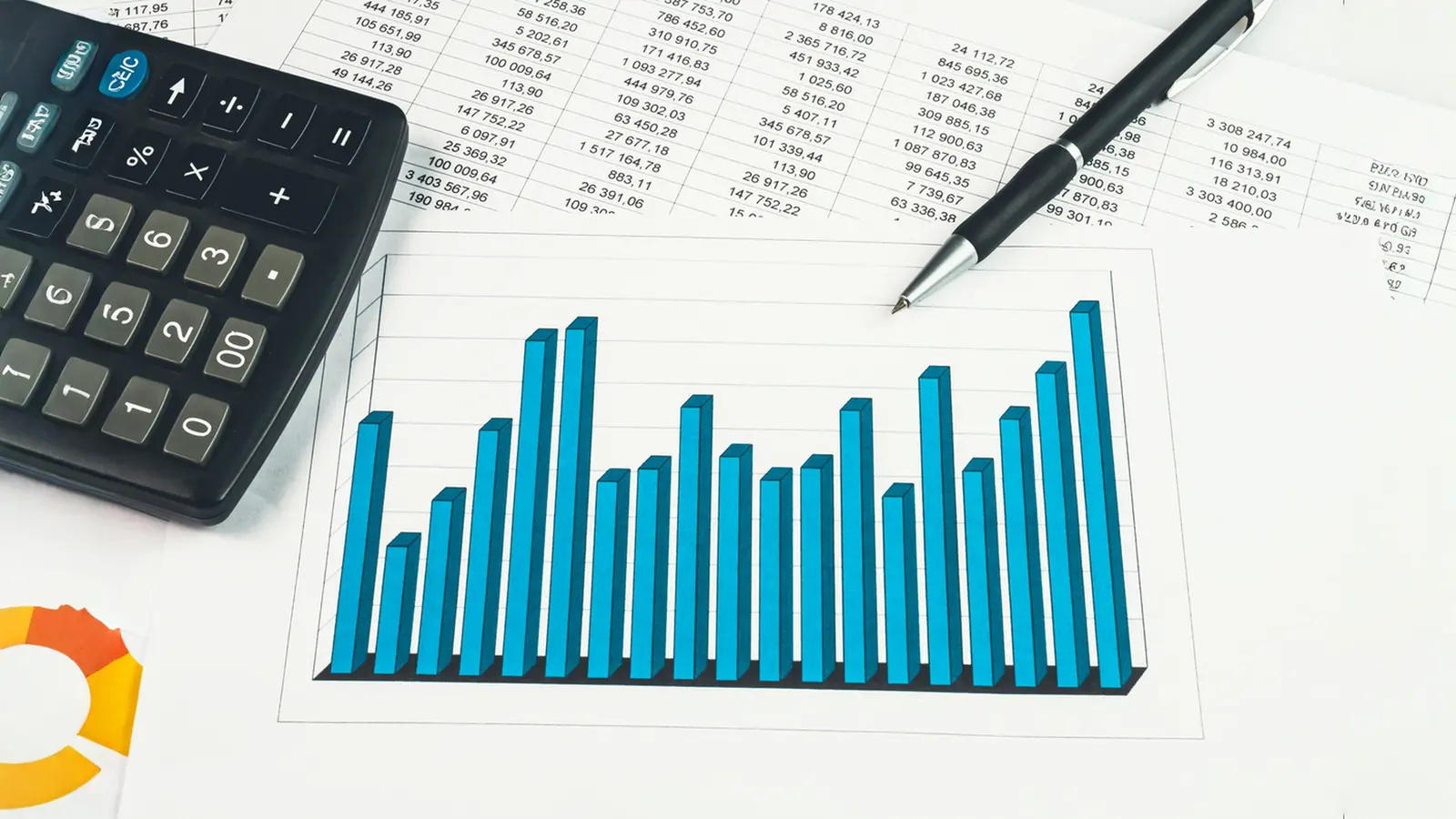 L&T Shares Hit 52-Week High After Q2 Profit Rises 15.6% on Strong Order Inflows and Revenue Growth