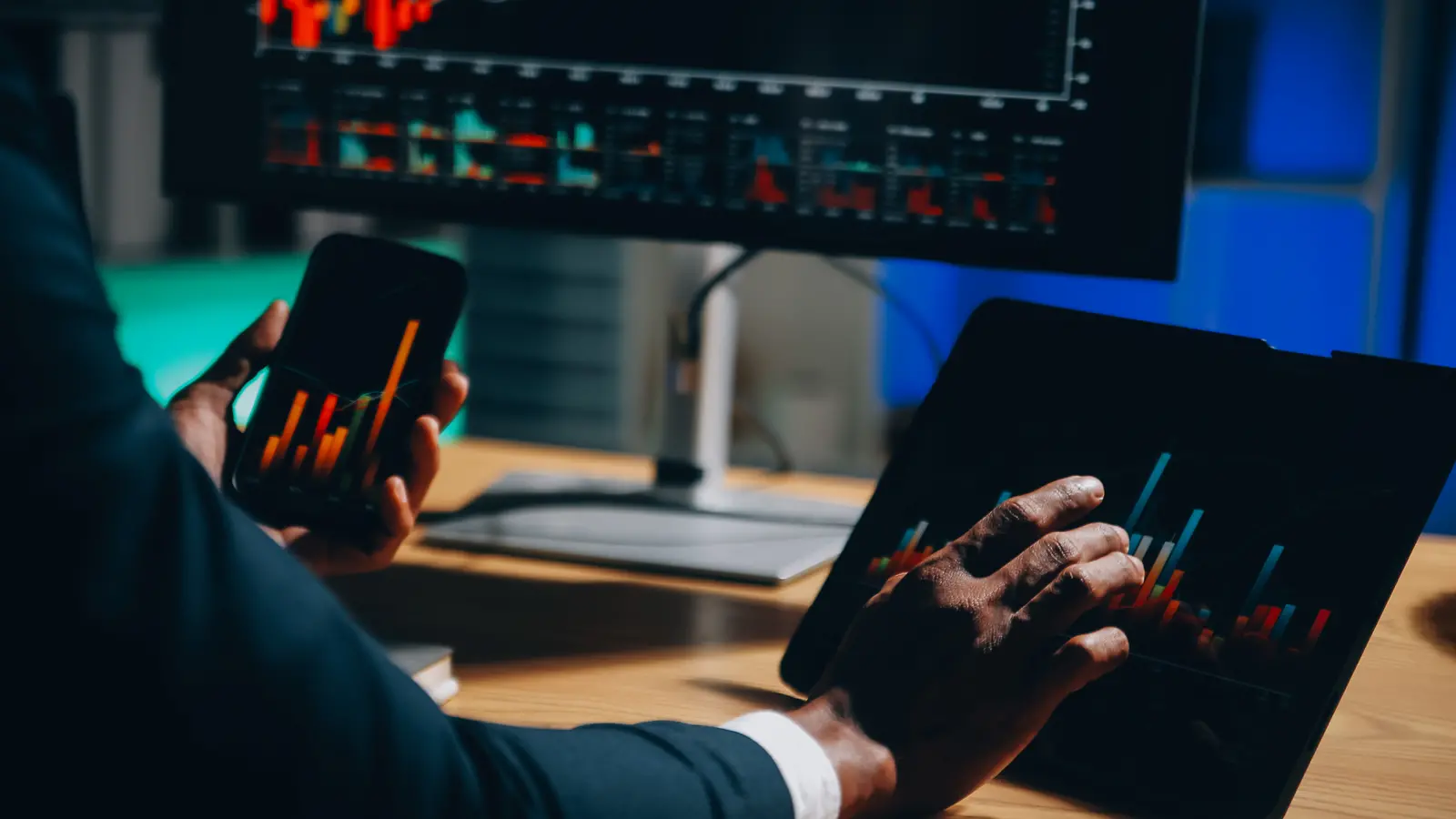 McLeod Russel India Falls 4.67% After ₹509 Crore Arbitral Award Against Promoters