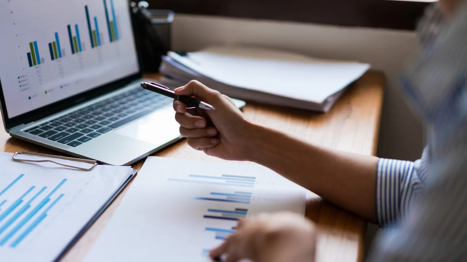 Menon Bearings Q2FY26 Net Profit Falls 19.5% YoY to ₹6.79 Crore; Stock Slips 1.15%