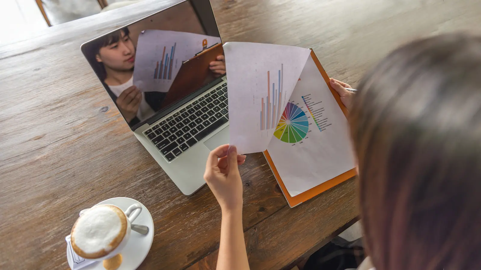 Shriram Finance Shares Rise After Strong Q2 Earnings and Interim Dividend Announcement; Stock Hits New 52-Week High