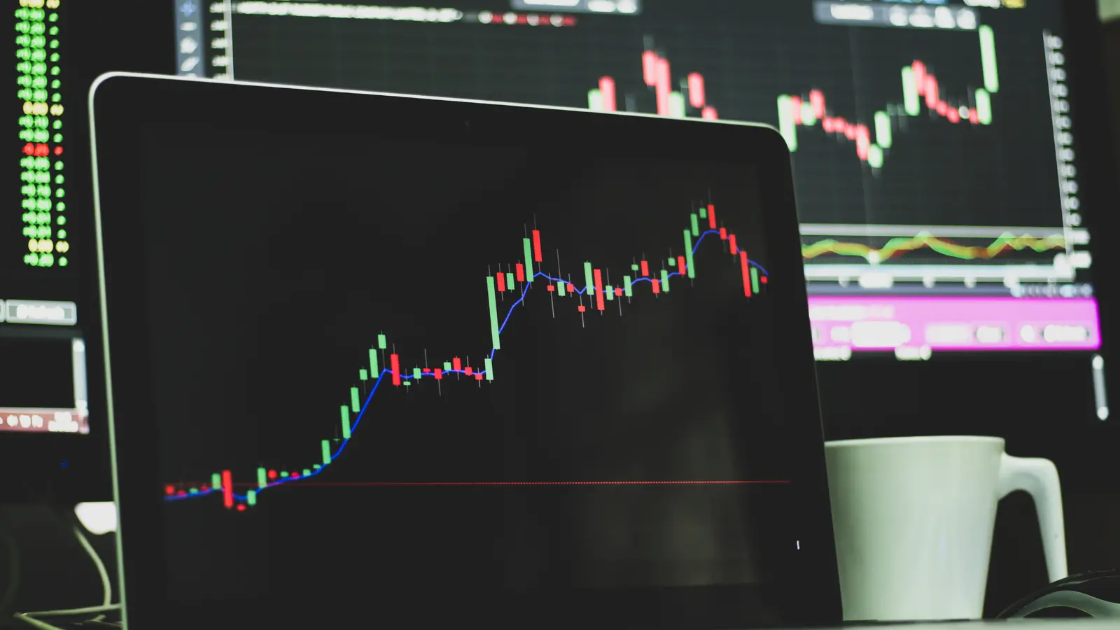 Visaka Industries Shares Gain 4% as Supreme Court Upholds Arbitration Award Against HCA