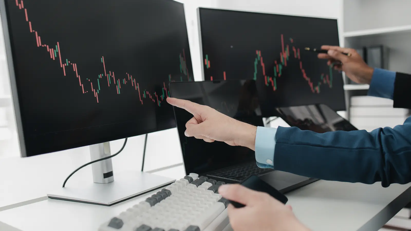 Associated Alcohols & Breweries Share Price Falls 13.40% After Q2 Profit Falls 40.8% QoQ Despite Stable Revenue