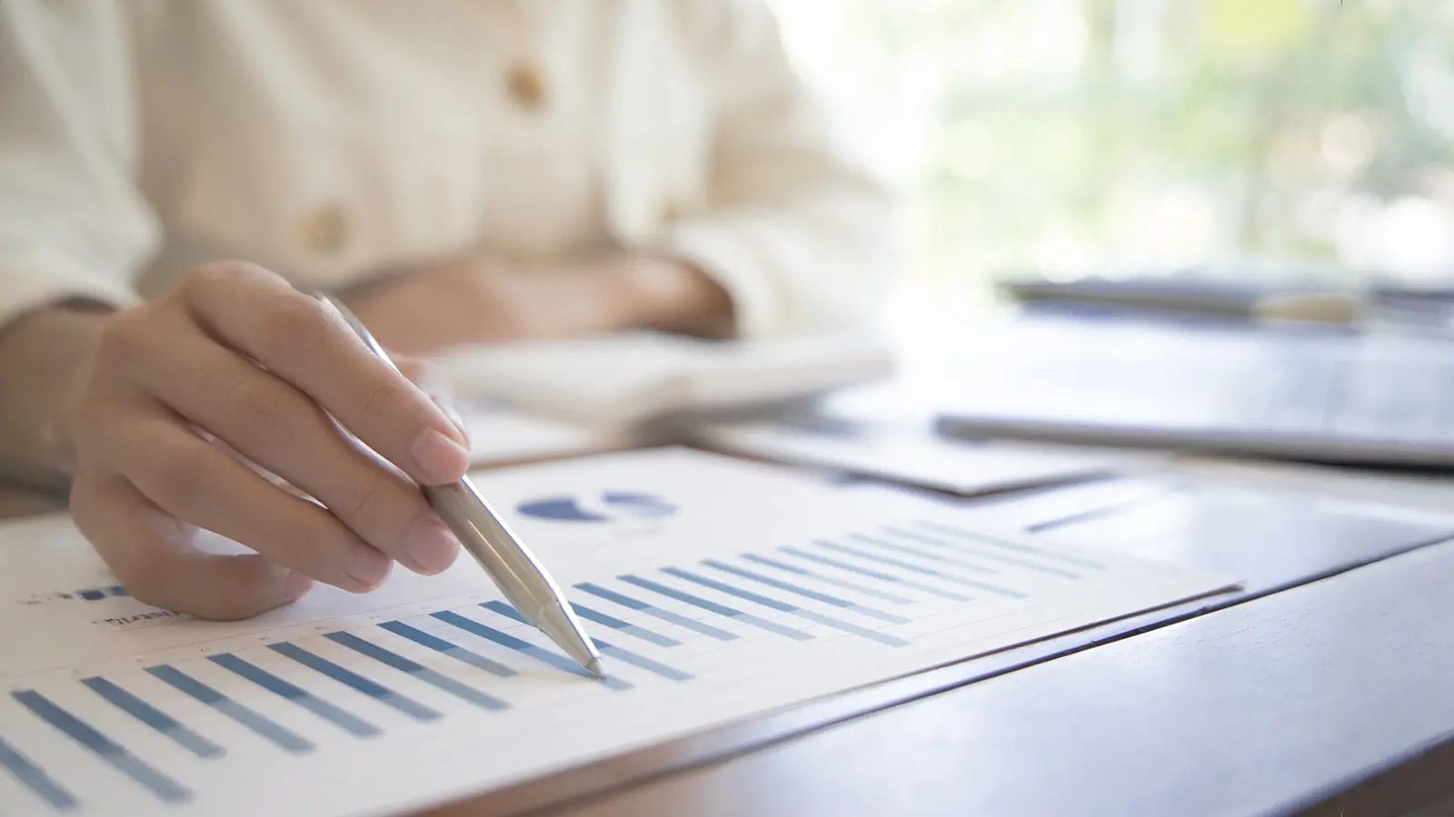 Bharti Airtel Share Price Rises 2.30% After Q2FY26 Revenue Soars 25.7% to ₹52,145 Crore YoY