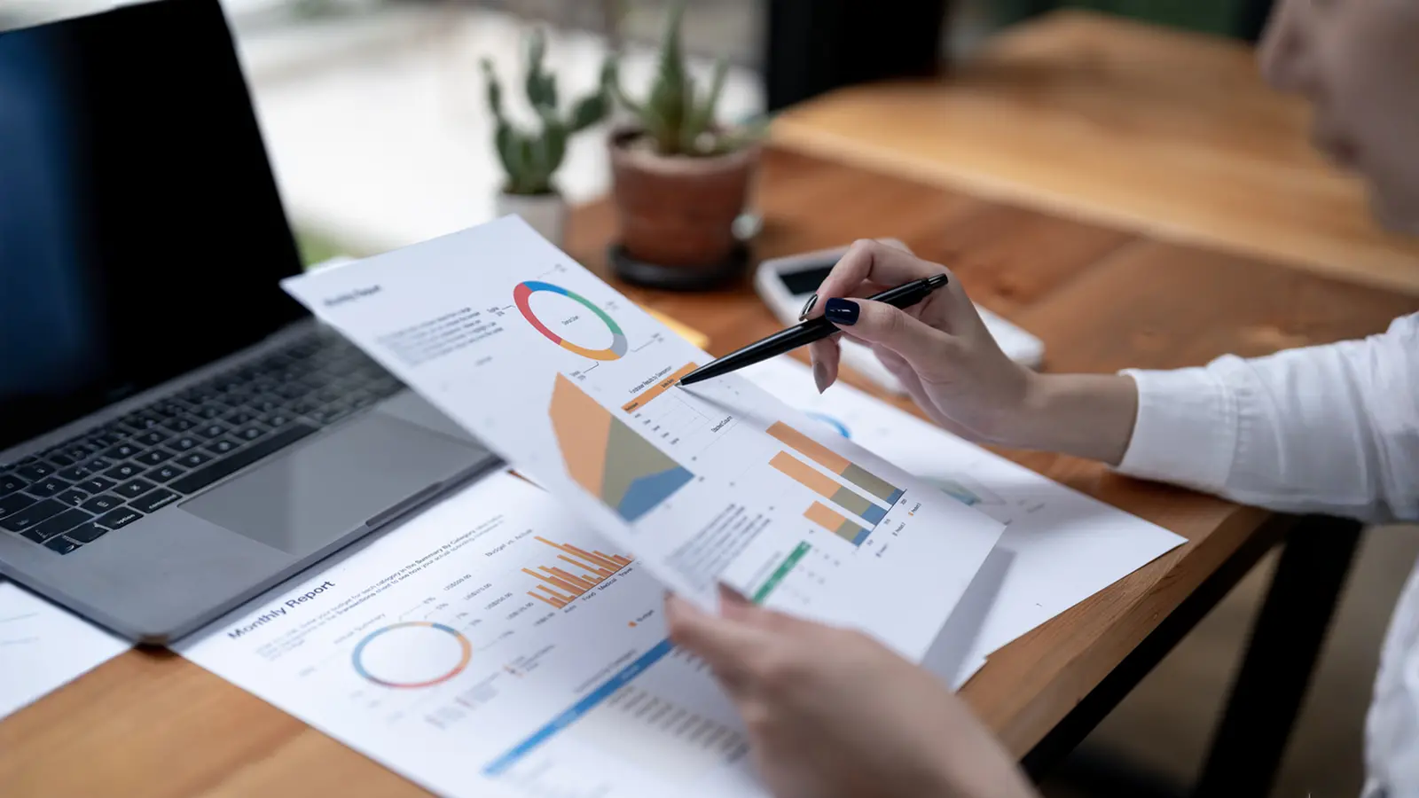 Britannia Industries Share Price Jumps 3.54% After Q2FY26 Net Profit Rises 23% to ₹655.06 crore