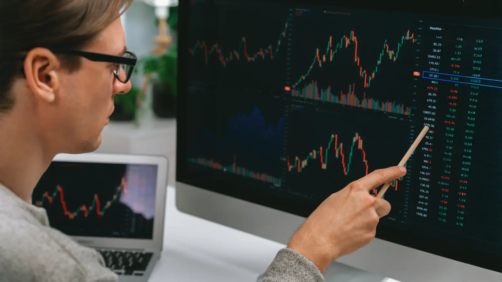 CARE Ratings Shares Price Jump 6.80% After Strong Q2 FY26 Financial Results