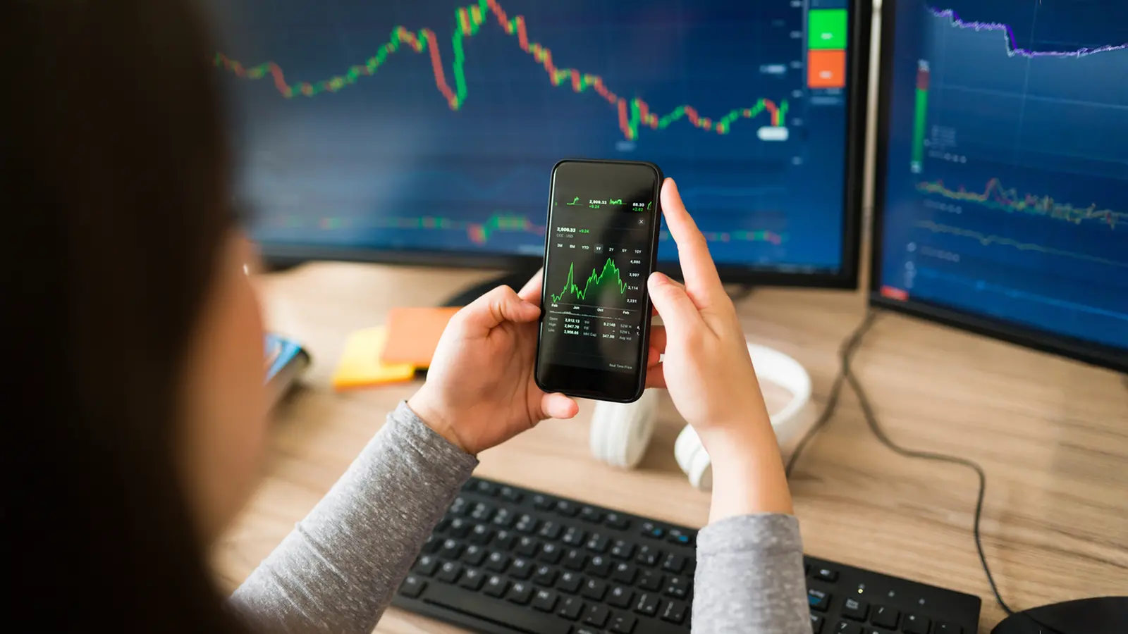 Dhariwalcorp Shares Price Jump 12.6% After GreenX Wealth Buys 2.4% Stake