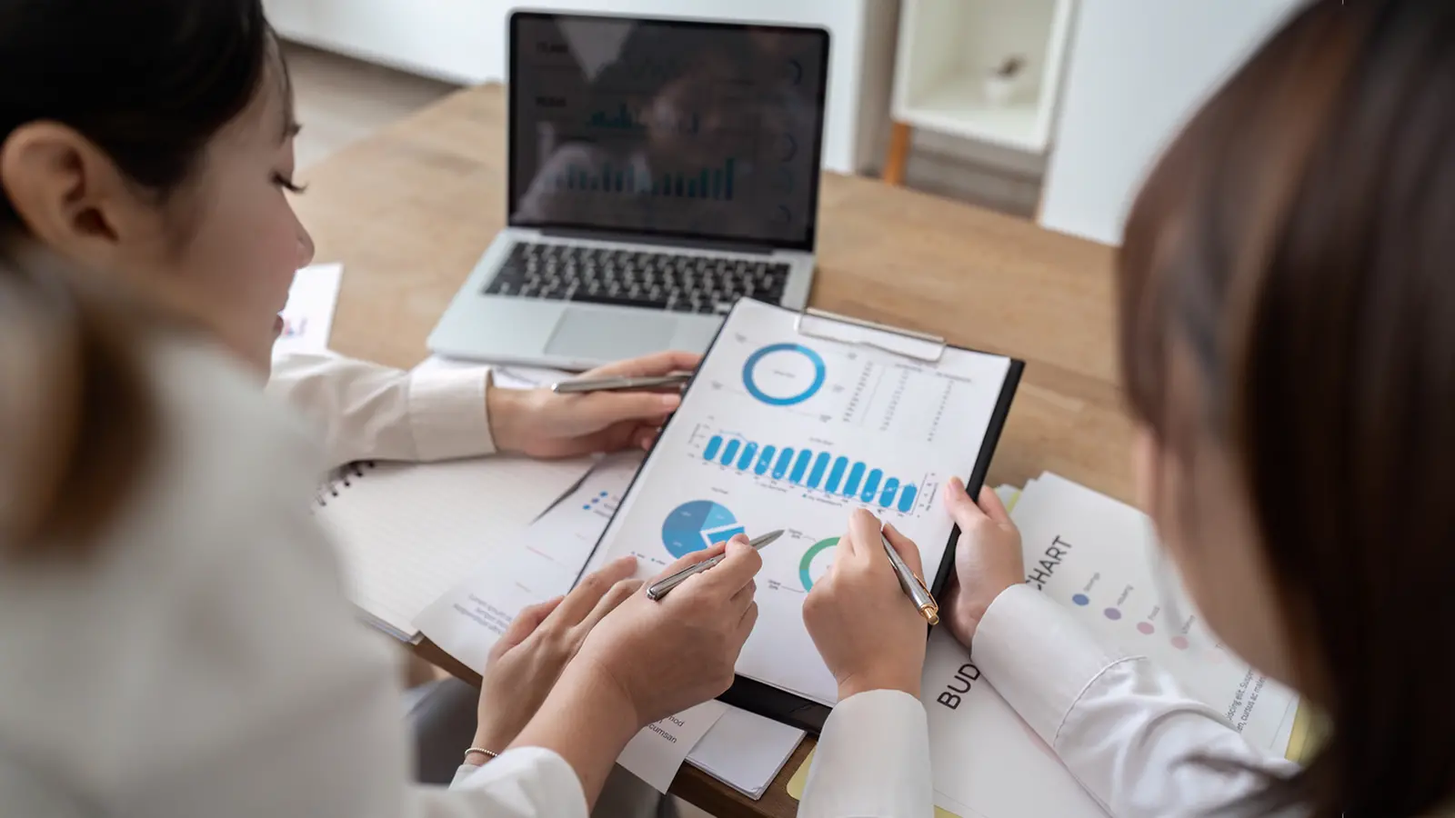 Edelweiss Financial Services Q2FY26 Profit Rises 28% YoY; Board Approves ₹1,000 Crore NCD Issue