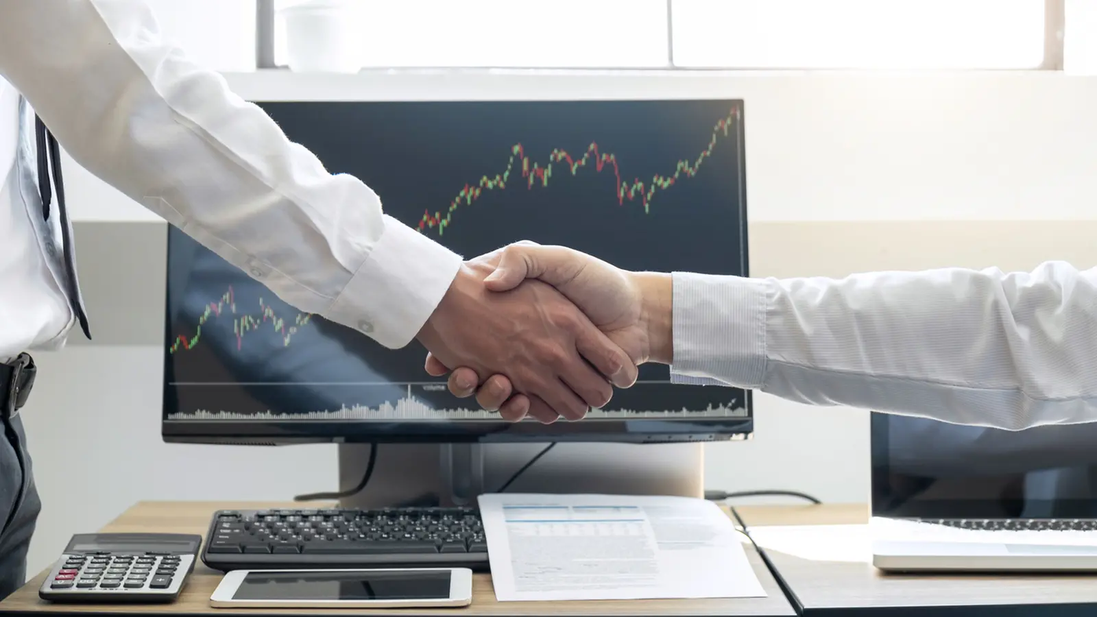 ICIL Raises ₹7,195 Crore by Selling 0.56% Stake in Bharti Airtel