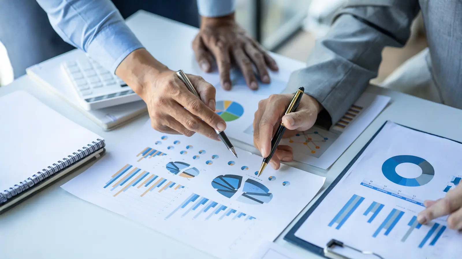 MOIL Q2 FY26 Profit Jumps 40% YoY to ₹70.4 Crore; Stock Price Gains Over 2%