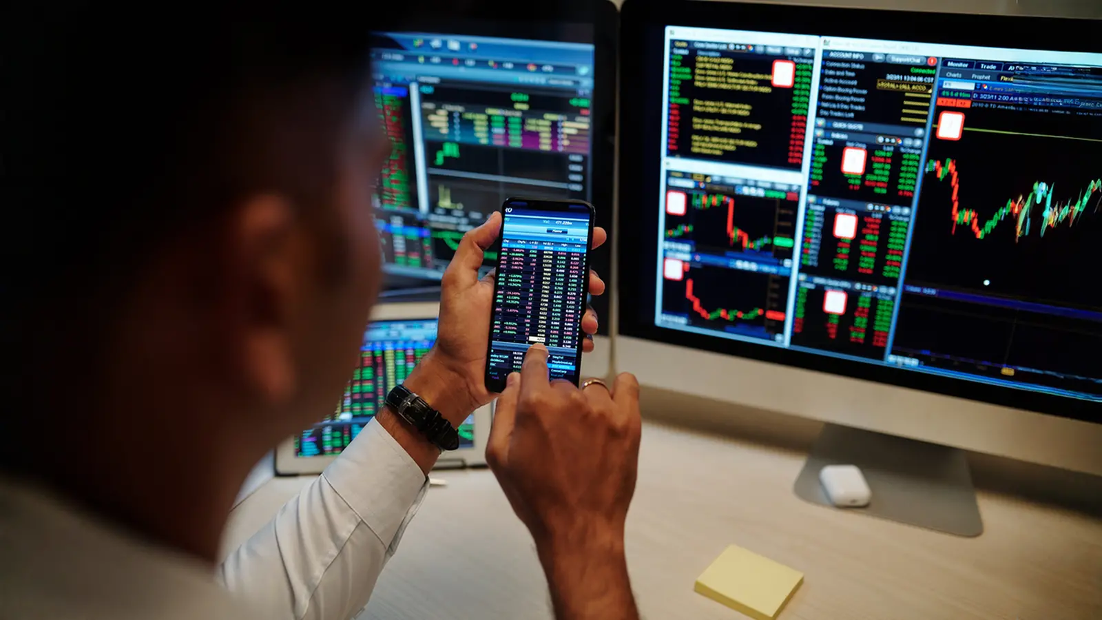 Sakar Healthcare Shares Price Gain 1% As Company Secures 9 New Oncology Approvals In Europe and Emerging Markets