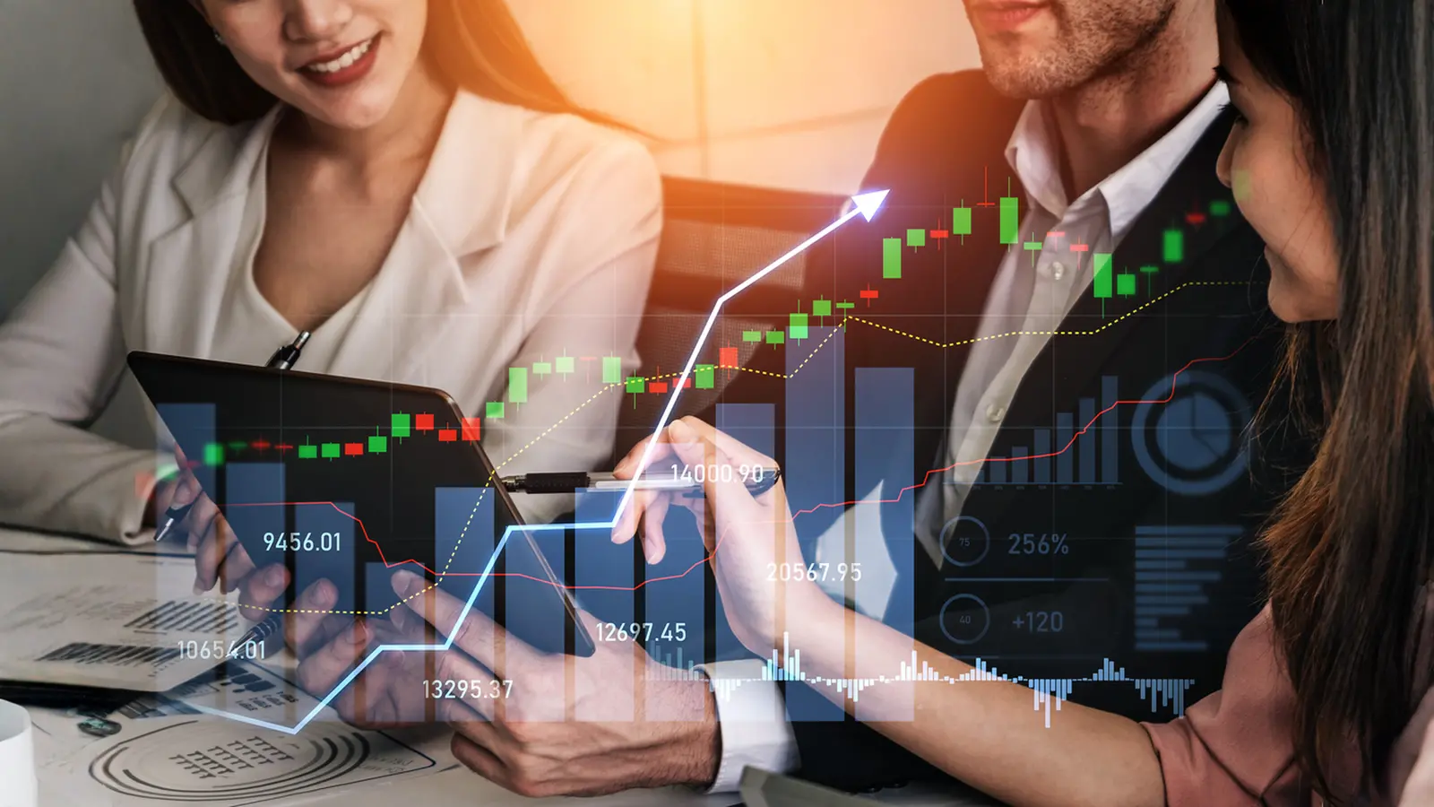 Tata Motors Commercial Vehicles Lists at ₹335, Up 28.48% Against the Reference Price